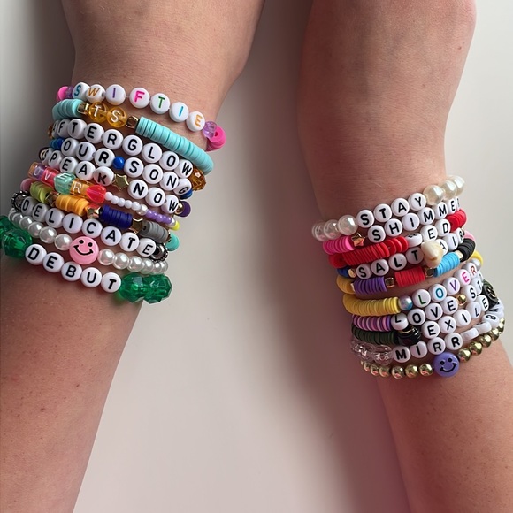 Rachel - 5 Taylor swift eras tour bracelets - Picture 2 of 5